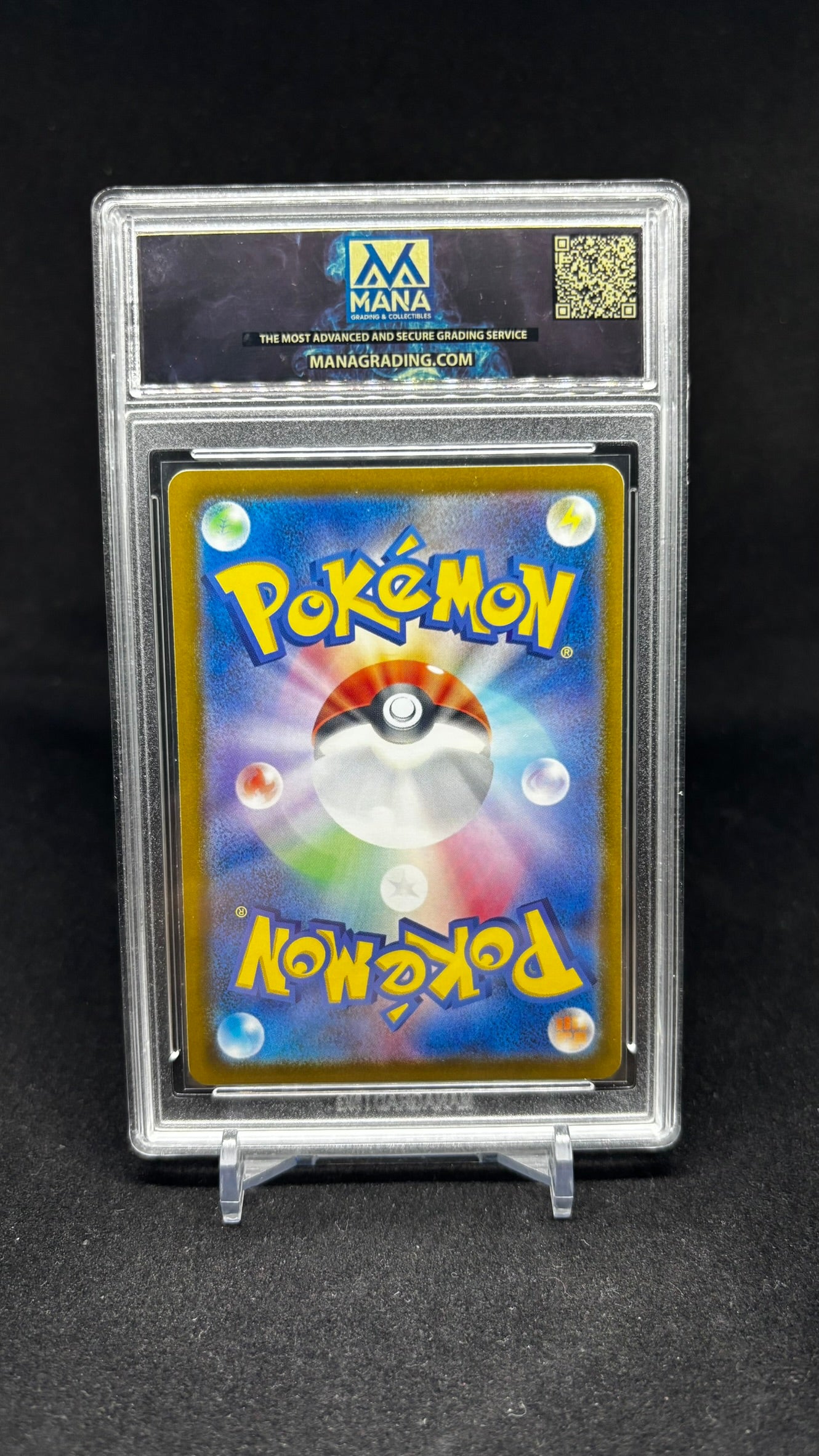 Lucario #105 – MANA 10 (Gem Mint)